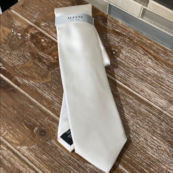 Alfani
Men's Solid - Picture 2 of 5